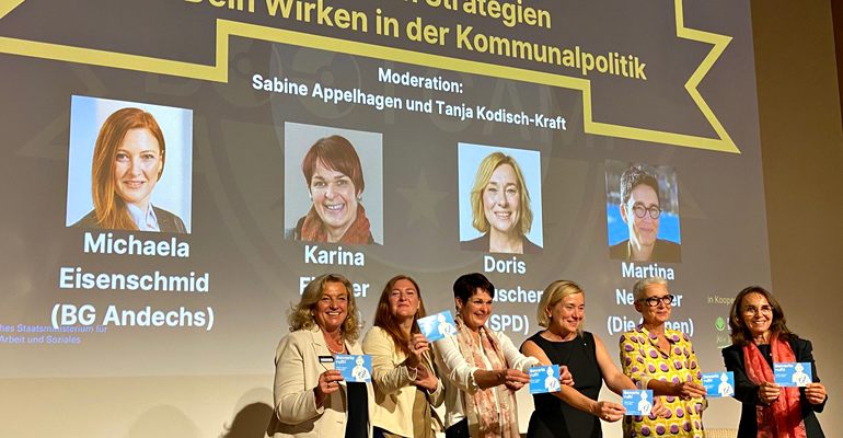 Podiumsdiskussion mit (vlnr): Sabine Appelhagen (FidiP-Präsidentin), Michaela Eisenschmid (BG Andechs), Karina Fischer (CSU), Doris Rauscher (SPD), Martina Neubauer (Die Grünen), Tanja Kodisch-Kraft (Bildungsreferentin BBV)